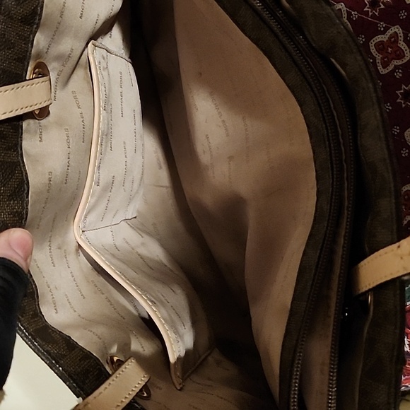 Michael Kors Monogram Tote - Picture 8 of 16